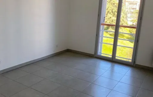 Location Villeneuve-Loubet Appartement 6ac129394b95