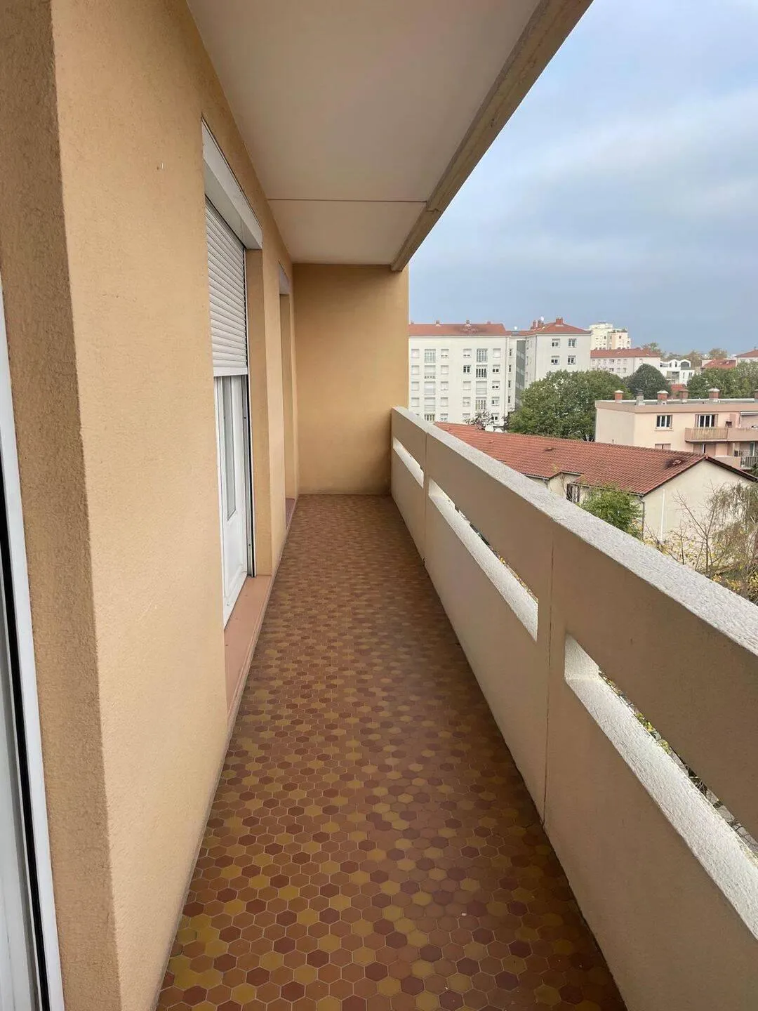 Location Vénissieux Appartement 6ac12b2421f2