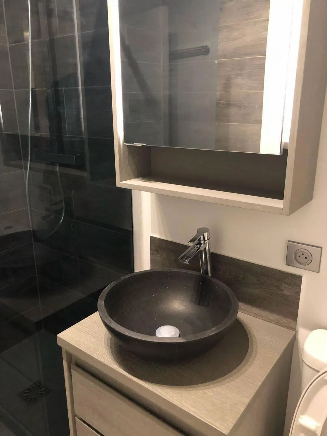 Location Charenton-le-Pont Appartement 6ac289a2585b