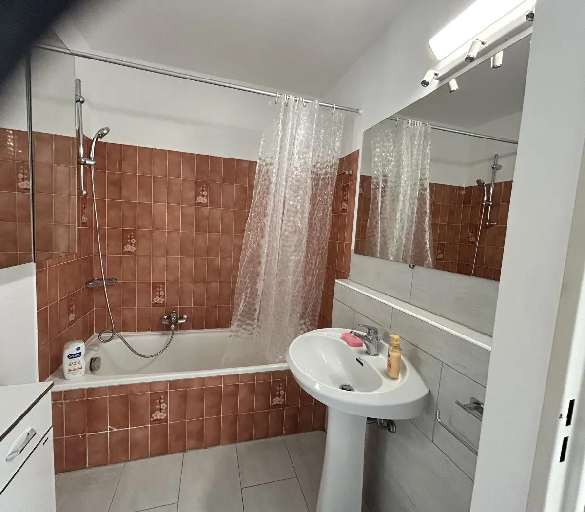 Location Le Cannet Appartement 6ac29ee5e75b