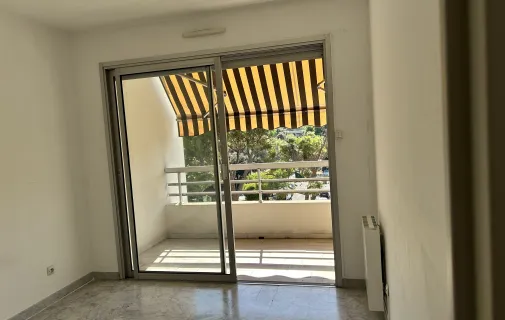 Location Le Cannet Appartement 6ac29ee5e75b