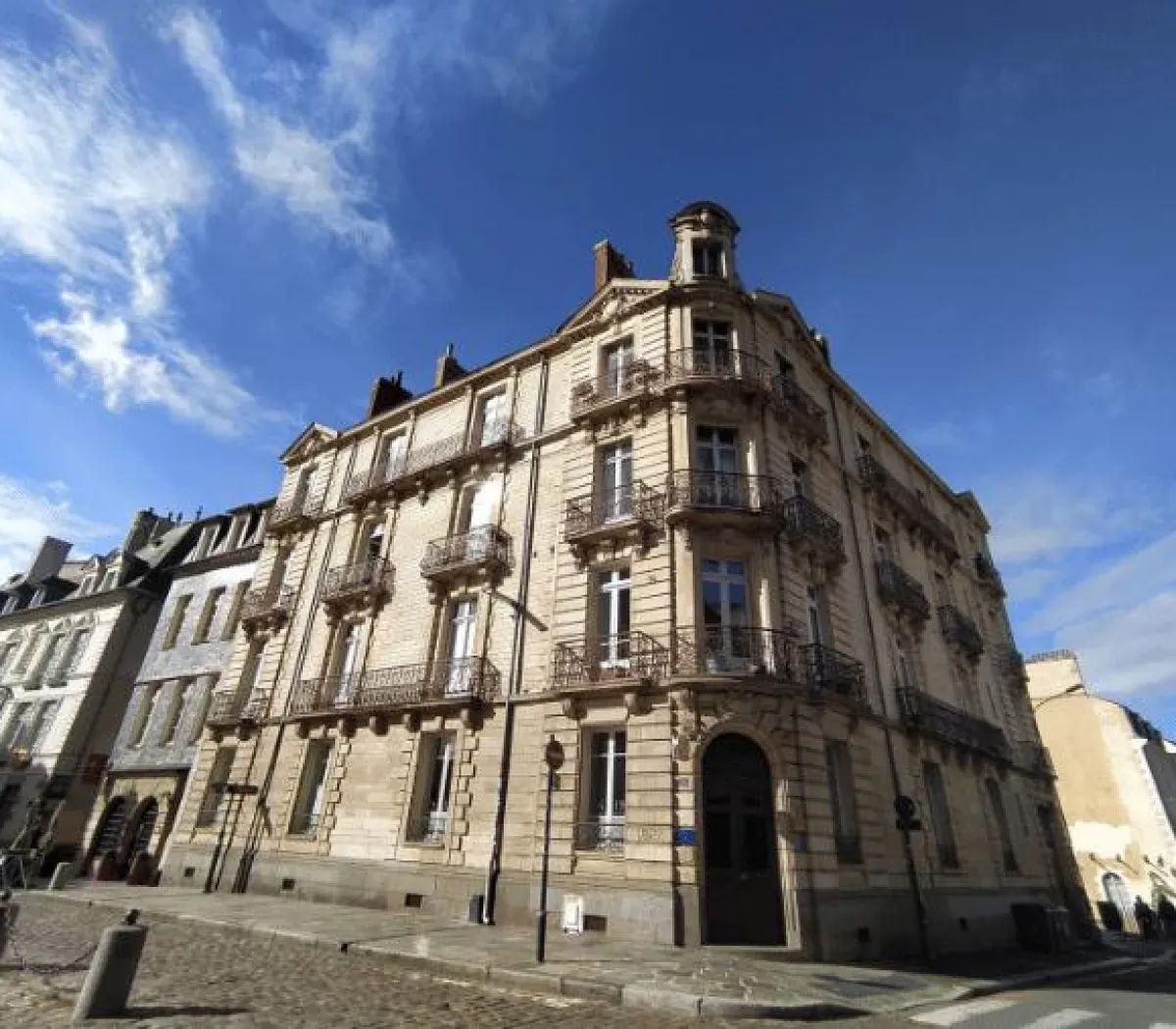 Location Rennes Appartement 6ac8f1d2403f