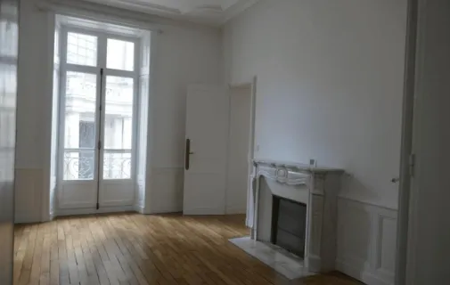Location Rennes Appartement 6ac8f1d2403f