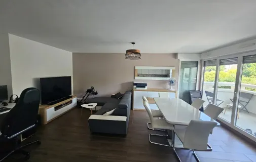 Location Courbevoie Appartement 6accdde1b84b