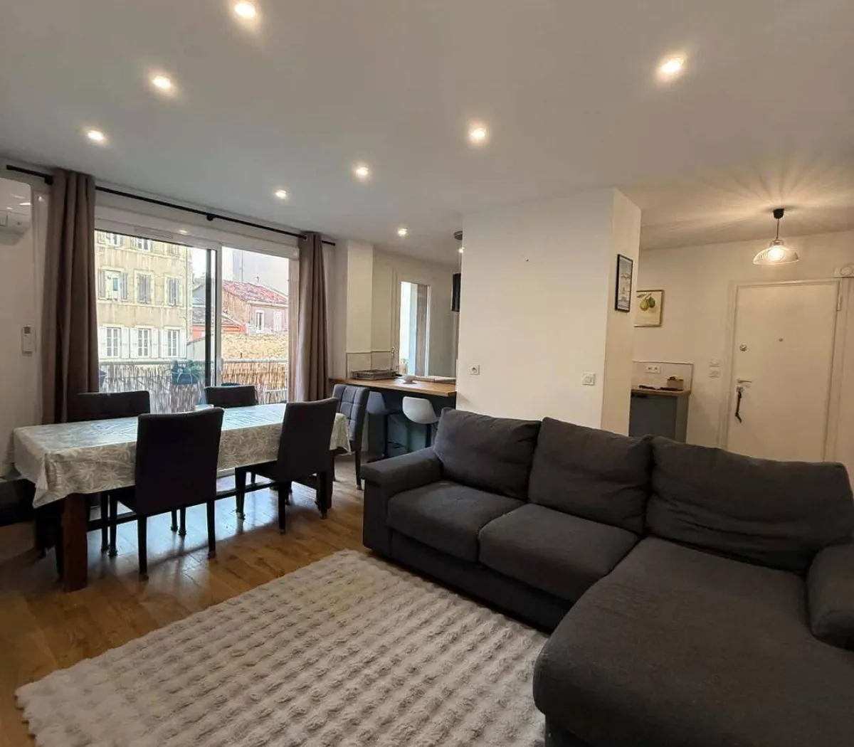 Location Marseille Appartement 6acd63edabd9