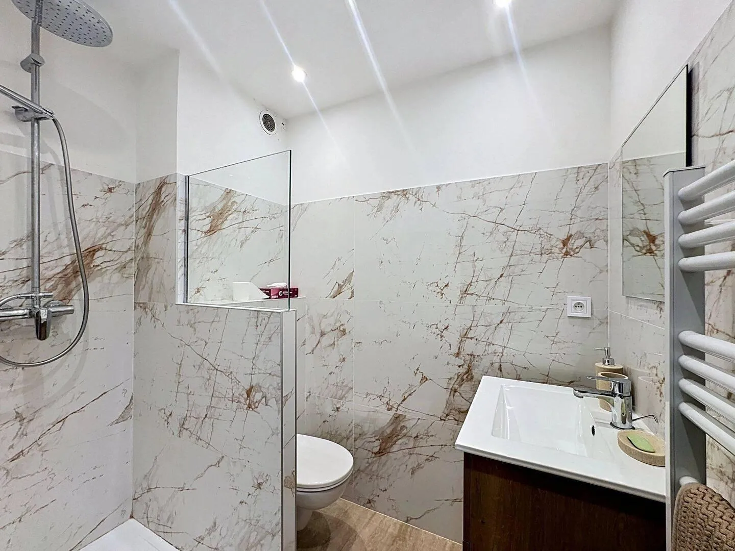 Location Nice Appartement 6acfb460cdc8
