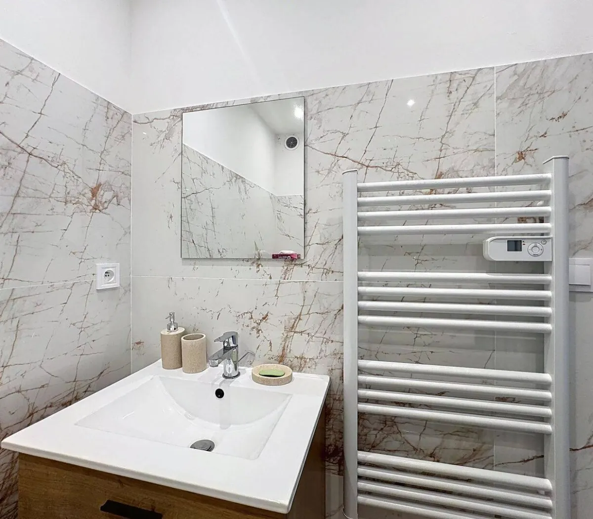 Location Nice Appartement 6acfb460cdc8
