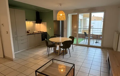 Location Villeurbanne Appartement 6ad90673006f