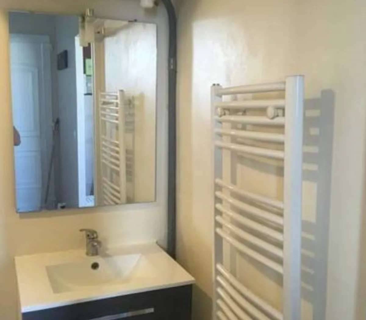 Location Issy-les-Moulineaux Appartement 735ae2e1