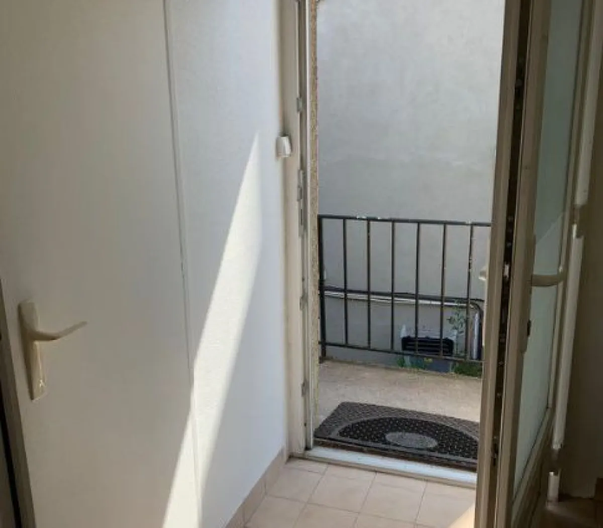Location Villeurbanne Appartement 73dc2bdb
