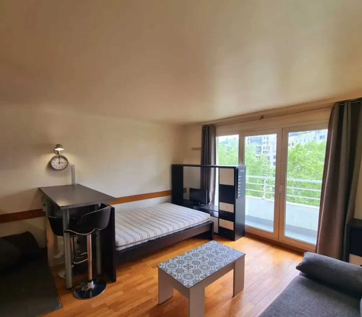 Location Courbevoie Appartement 82a63af8