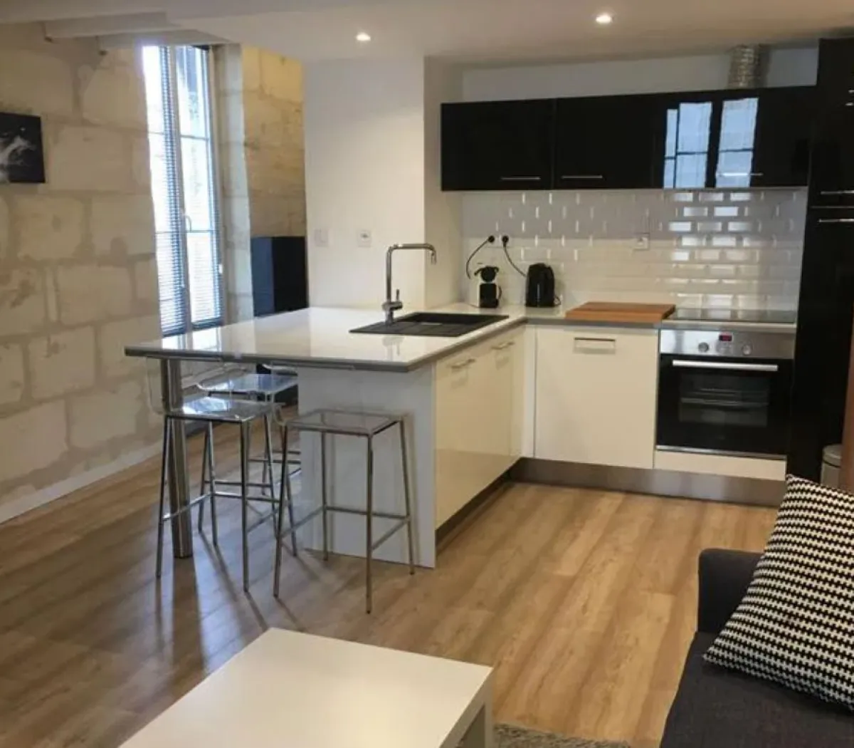 Location Bordeaux Appartement 85bc60a9