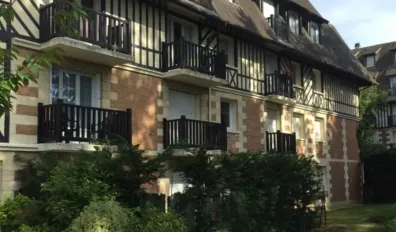miniatureLocation Benerville-sur-Mer Appartement 95b363ec2