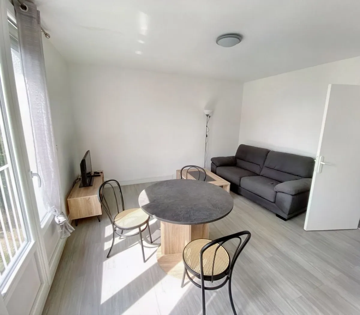 Location Villenave-d'Ornon Appartement 98e3f621