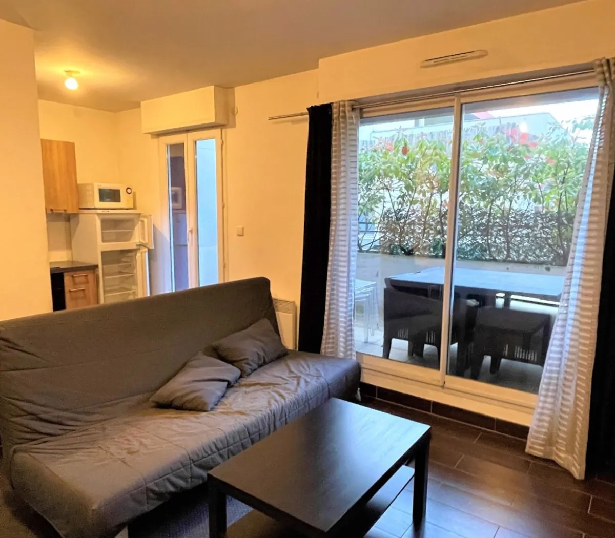 Location Suresnes Appartement 99d30770