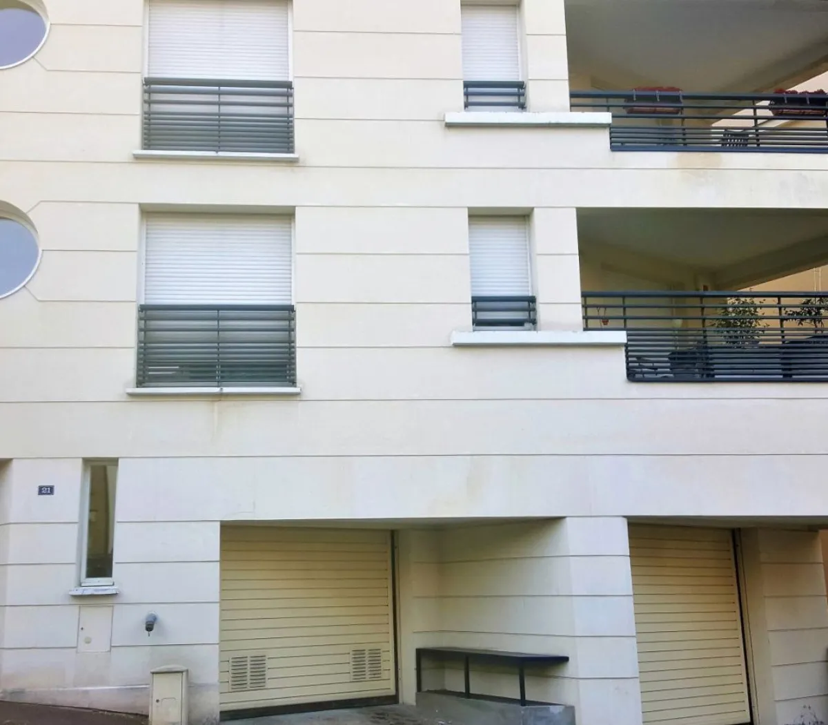 Location Suresnes Appartement 99d30770