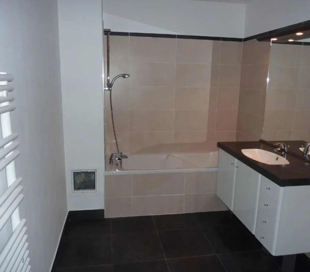 Location Suresnes Appartement 9b64b540