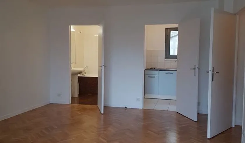 Location Paris Appartement a51227241