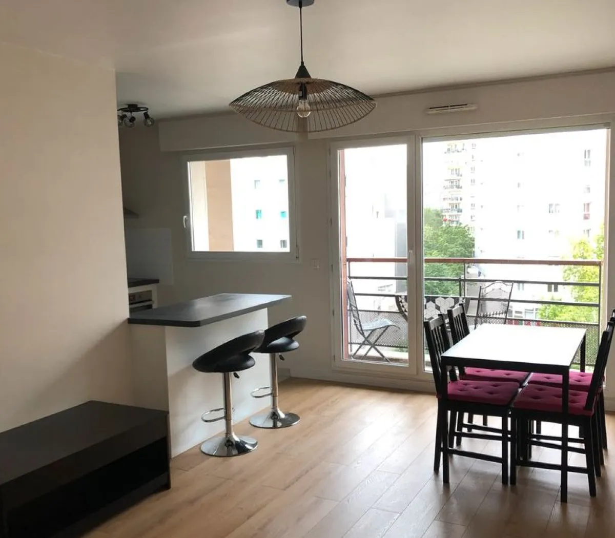Location Courbevoie Appartement aa8c2d4a