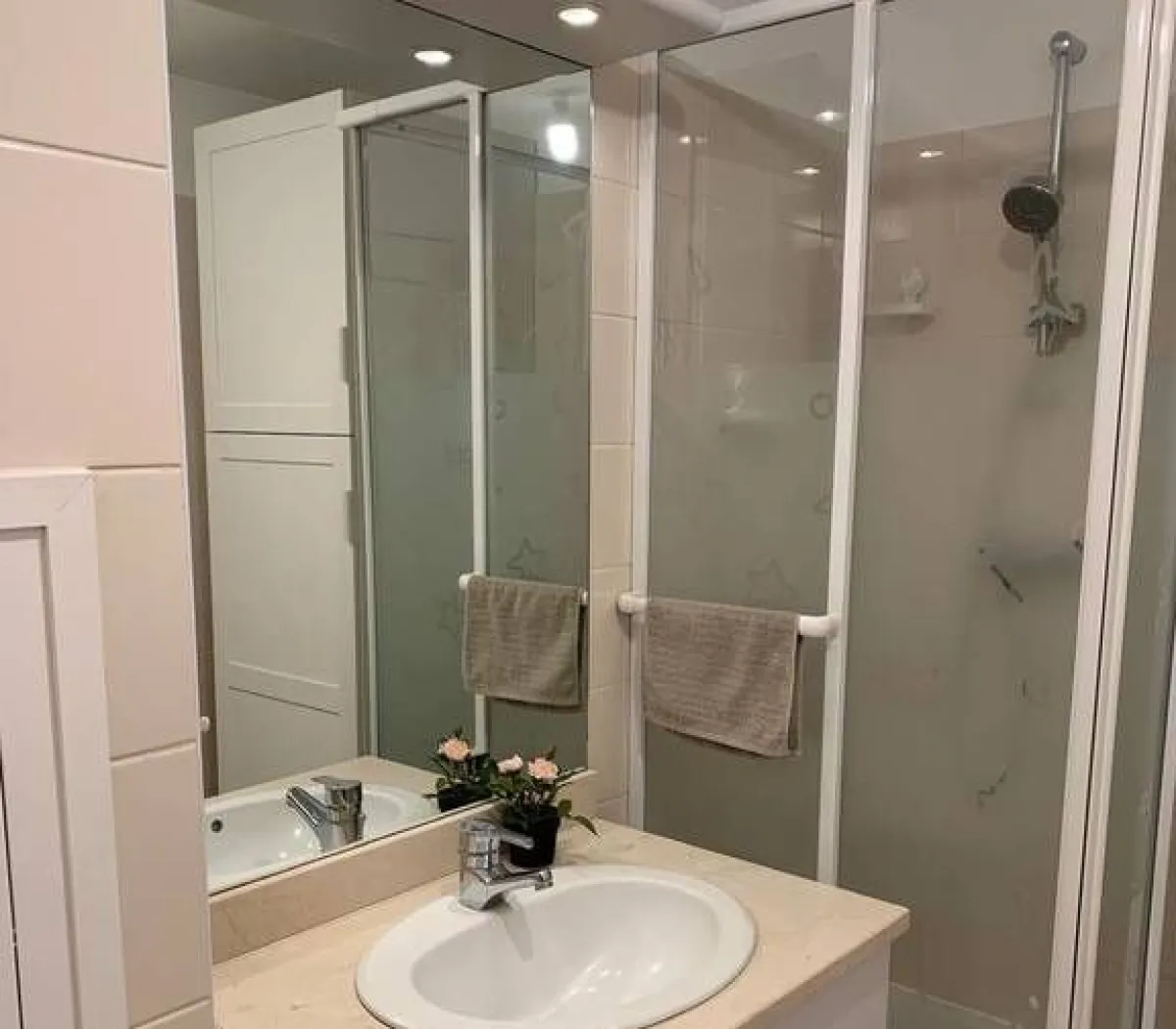 Location Neuilly-sur-Seine Appartement b287b8f9