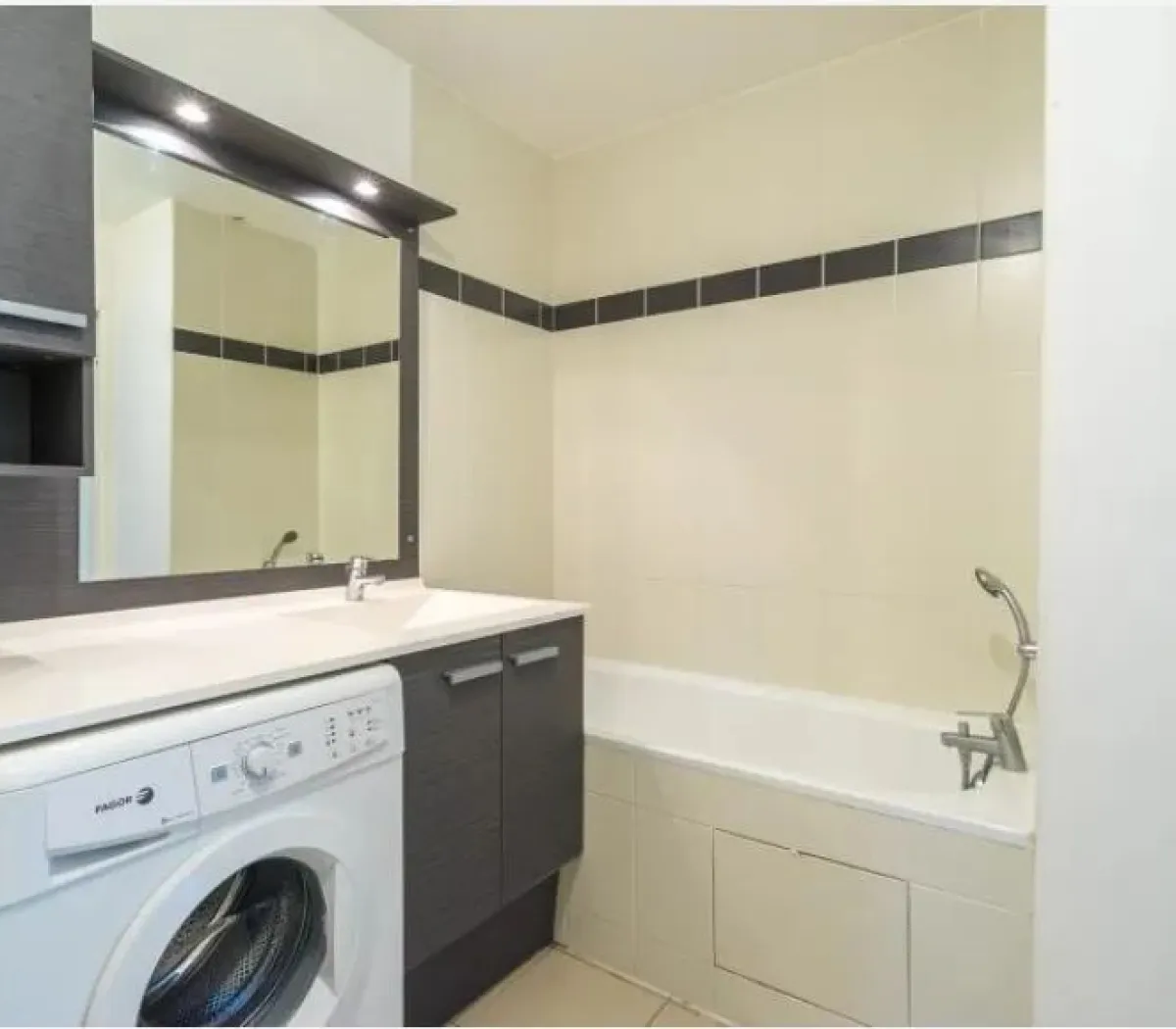 Location Corbeil-Essonnes Appartement b3a19125