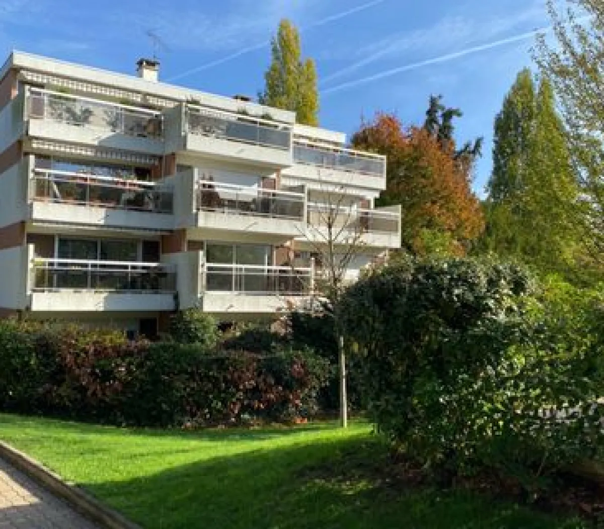 Location Garches Appartement b680f591
