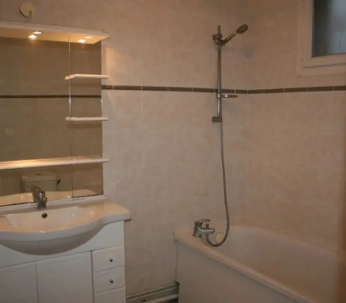 Location Pessac Maison b741843f