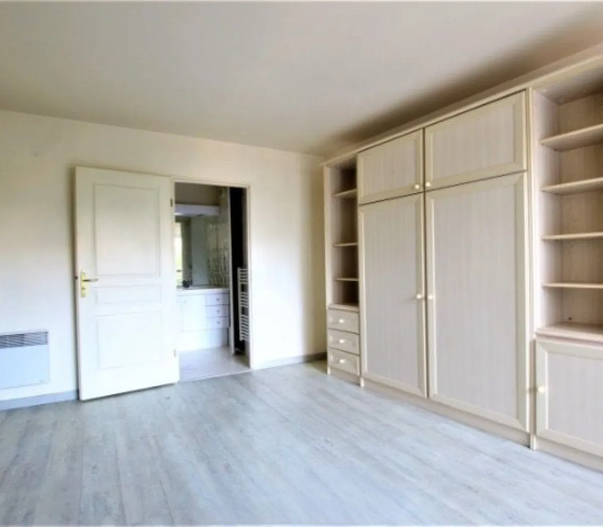 Location Levallois-Perret Appartement bae92a3d