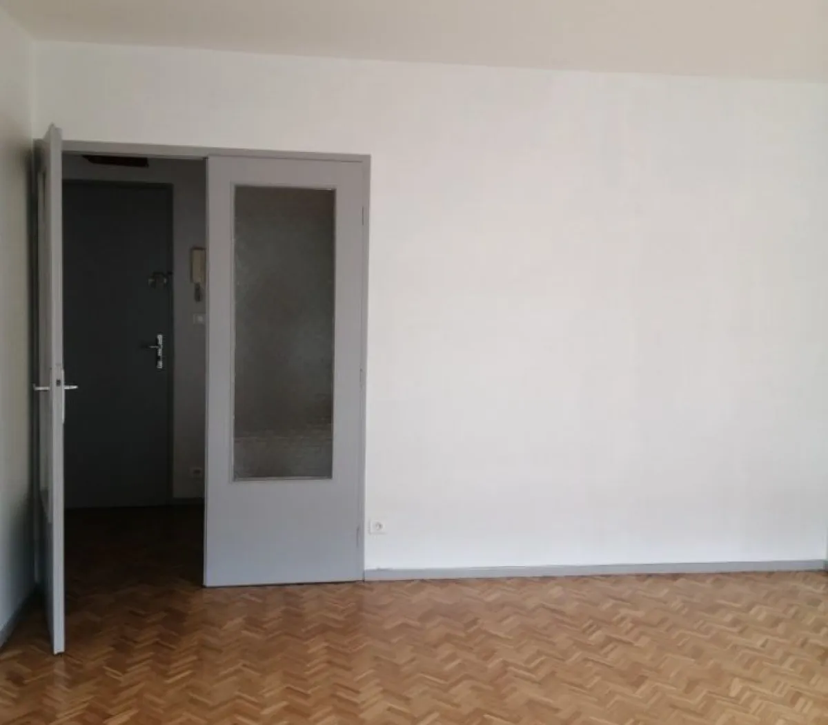 Location Courbevoie Appartement be474bd8