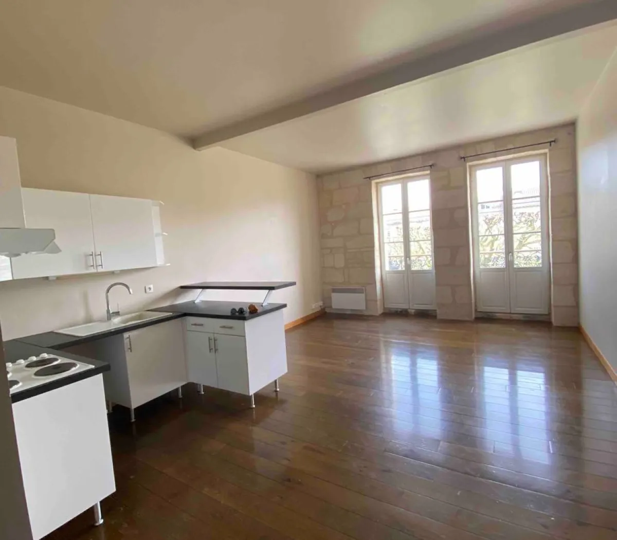 Location Bordeaux Appartement c17a9166