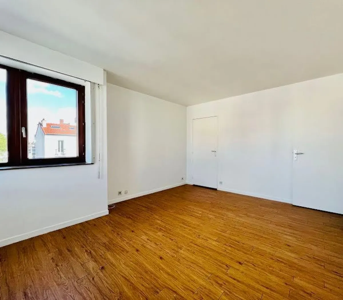 Location Courbevoie Appartement cf903e90