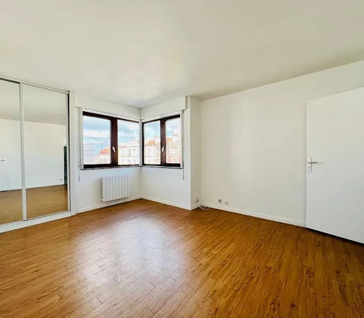 Location Courbevoie Appartement cf903e90