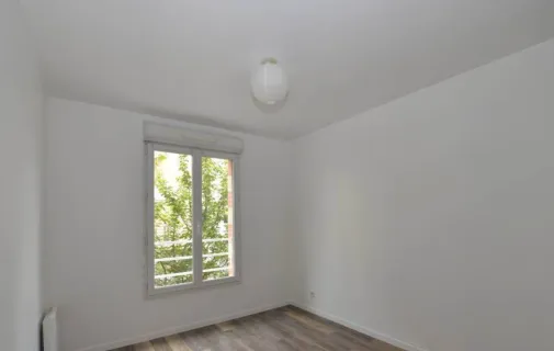 Location Saint-Ouen-sur-Seine Appartement d1c5f900