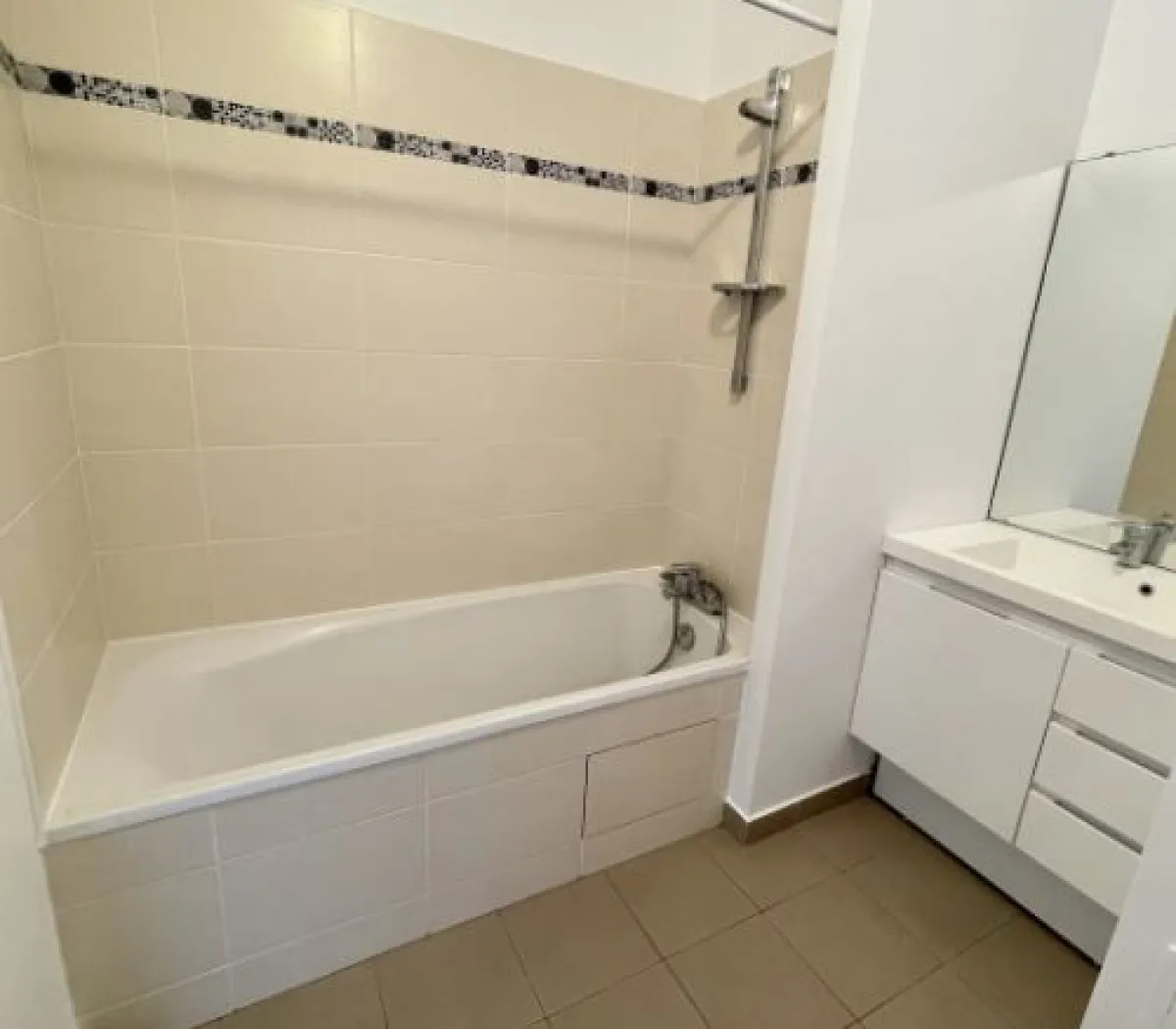 Location Colombes Appartement d401770f