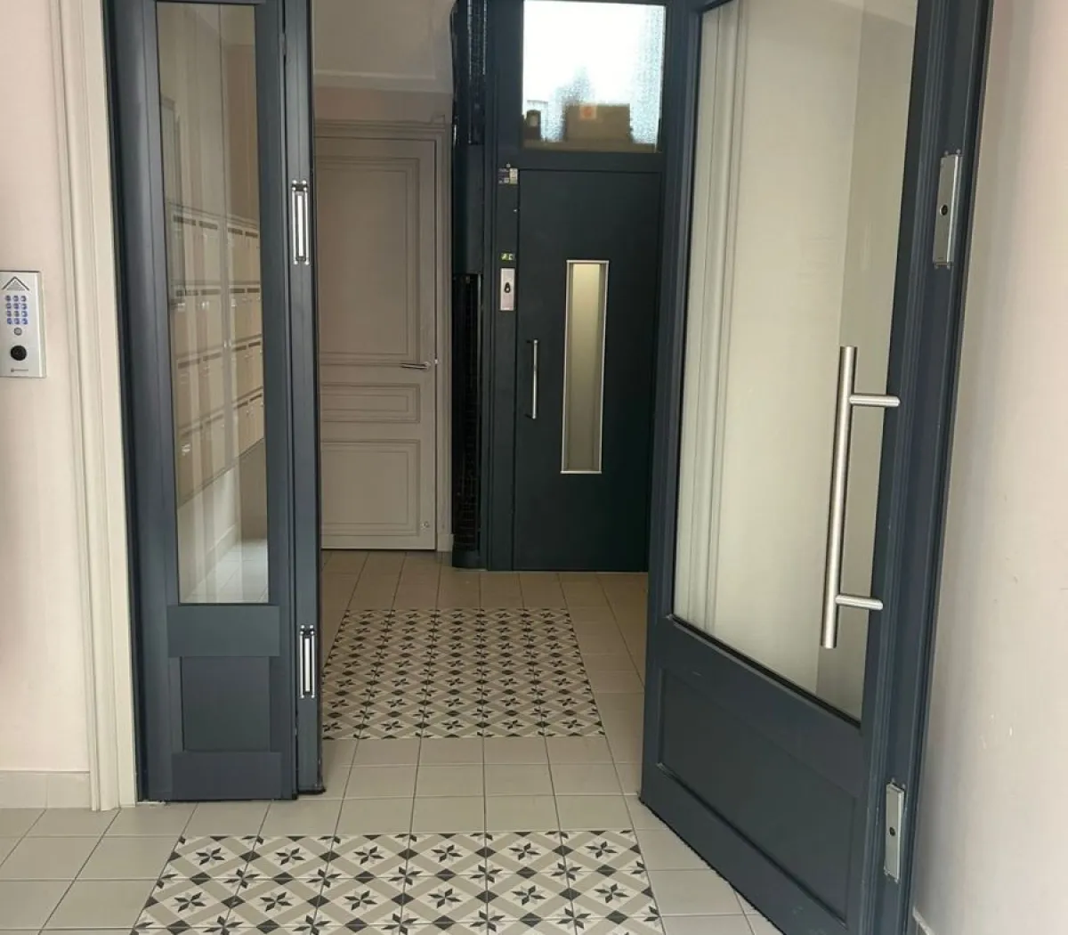 Location Asnières-sur-Seine Appartement efb43bae