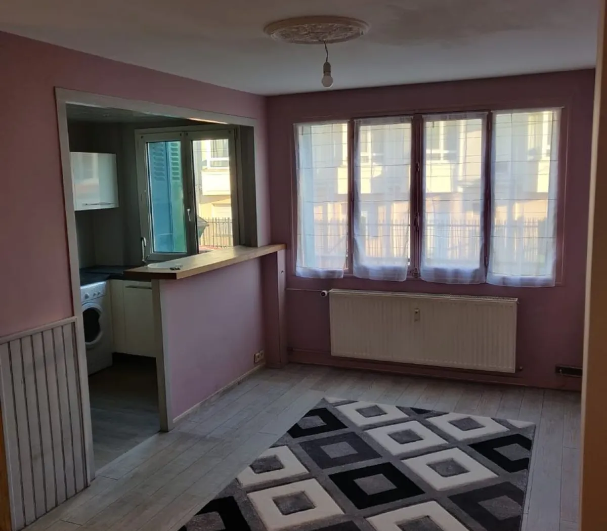 Location Les Pavillons-sous-Bois Appartement fdc8006a