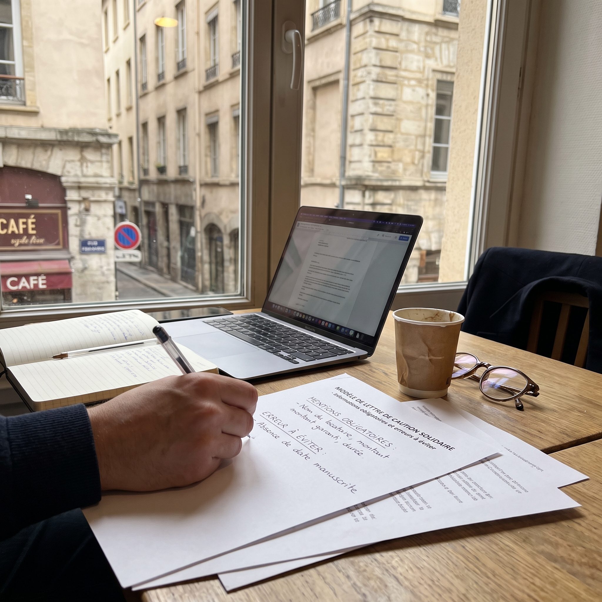 liste des mentions obligatoires dans un modèle lettre d’engagement de caution et erreurs à éviter par le garant